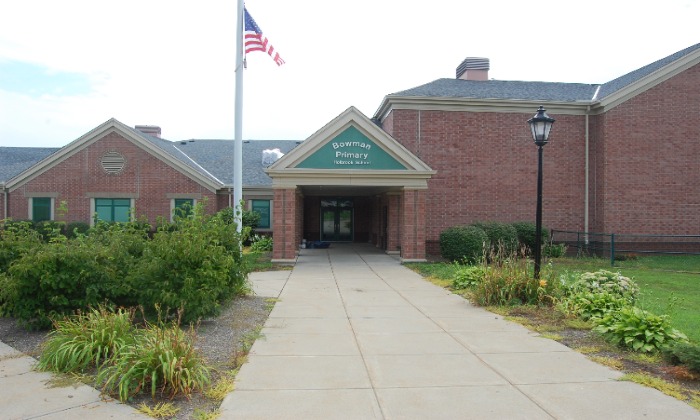 picture of exterior of Bowman Primary